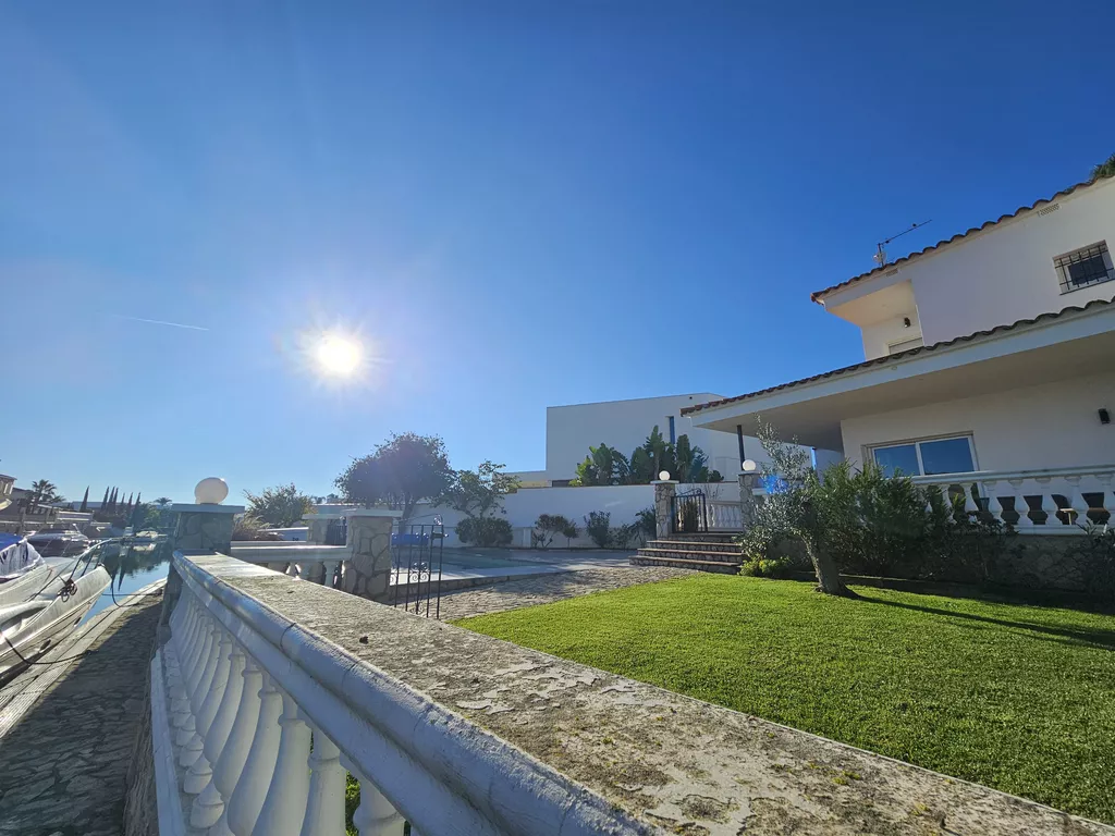 Casa en venta en Empuriabrava