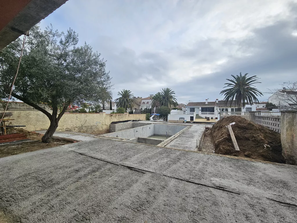 Casa en venta en Empuriabrava con amarre