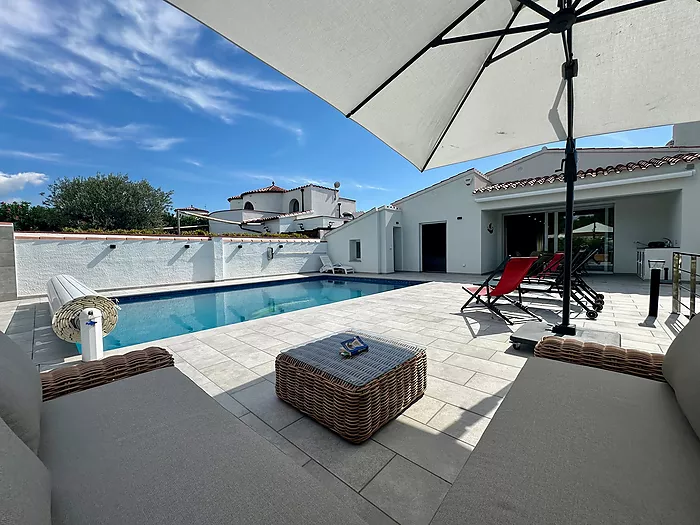 Casa a la venda a Empuriabrava
